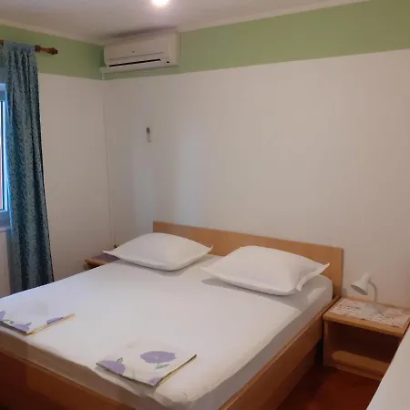 Apartment Damir *