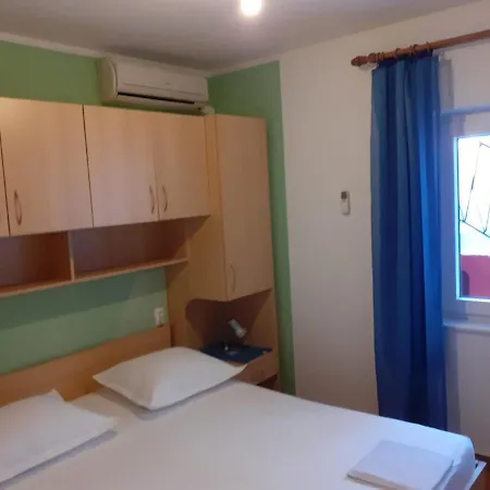 Apartment Damir *